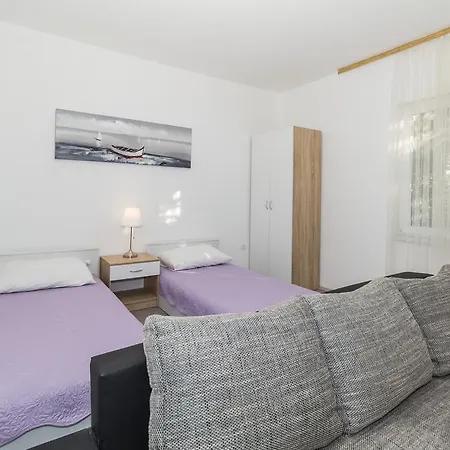 Apartment Beleca *